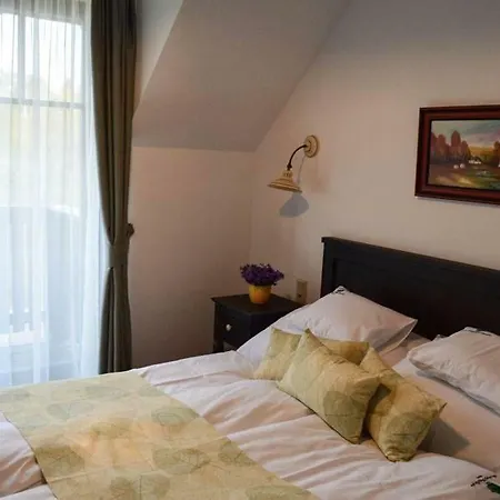 Somhegyi Oereg Harsfak Major Vendeghaz Bed & Breakfast Bakonybel