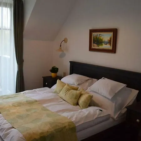 Bed & Breakfast Somhegyi Oereg Harsfak Major Vendeghaz Bakonybel